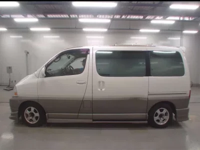 Toyota GRANVIA