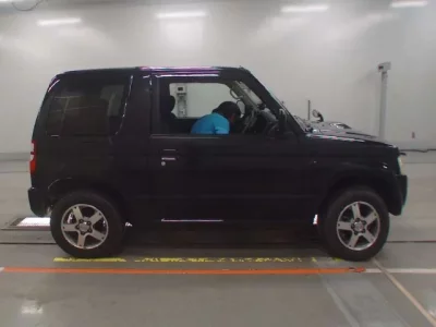 Nissan KIX
