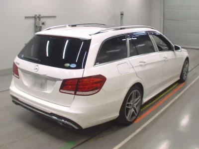 Mercedes-Benz E CLASS WAGON