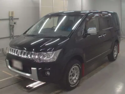 Mitsubishi DELICA D5