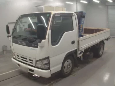 Isuzu ELF