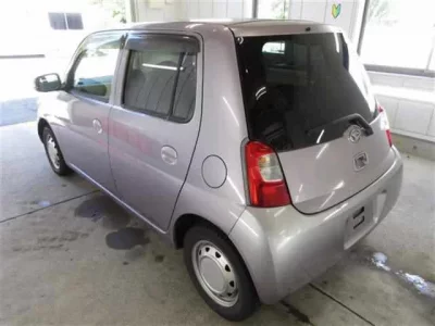 Daihatsu Esse