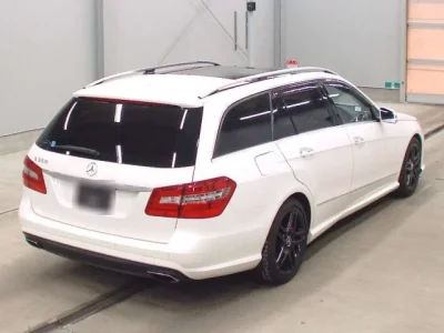 Mercedes-Benz E CLASS WAGON