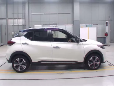 Nissan KIX