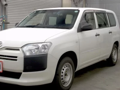 Toyota SUCCEED