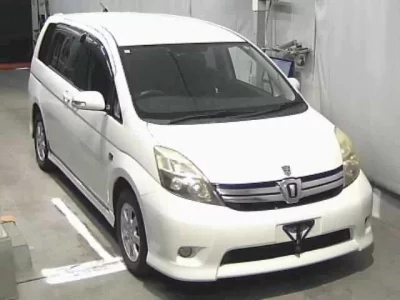 Toyota ISIS