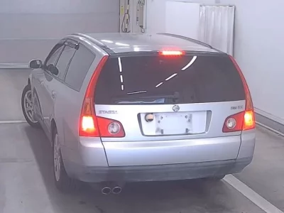 Nissan STAGEA