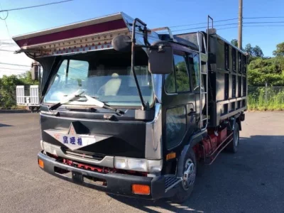Nissan CONDOR