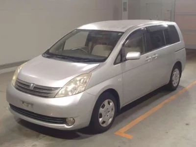 Toyota ISIS