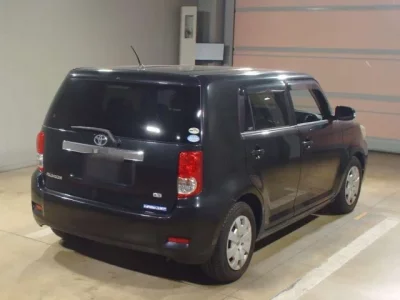 Toyota COROLLA RUMION