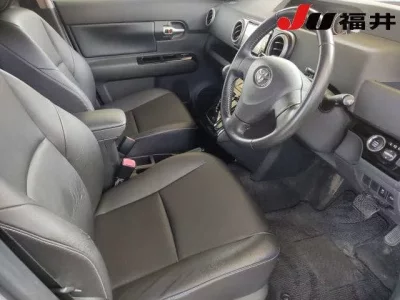 Toyota COROLLA RUMION