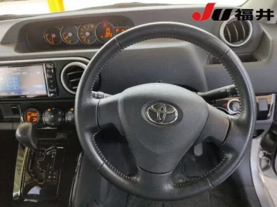 Toyota COROLLA RUMION