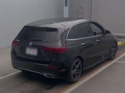 Mercedes-Benz B CLASS