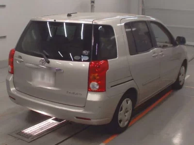 Toyota RAUM