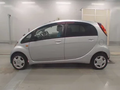 Mitsubishi I