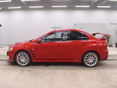 Mitsubishi LANCER