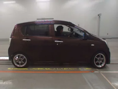 Daihatsu MIRA E S