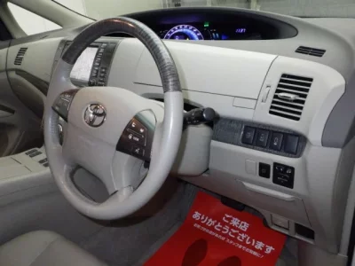 Toyota ESTIMA HYBRID