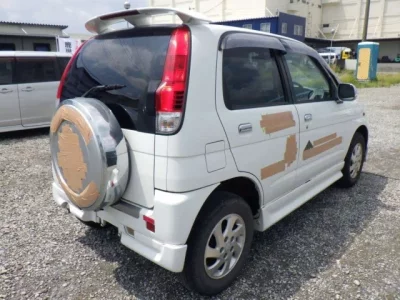 Daihatsu TERIOS KID