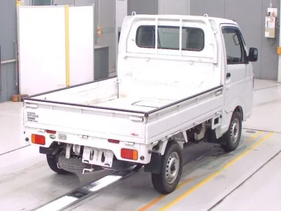 Nissan CLIPPER TRUCK