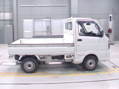 Nissan CLIPPER TRUCK