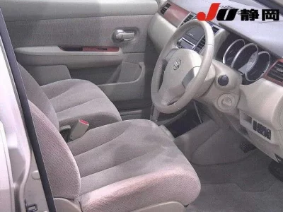 Nissan TIIDA LATIO