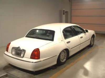Ford LINCOLN TOWNCAR