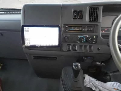 Isuzu JOURNEY