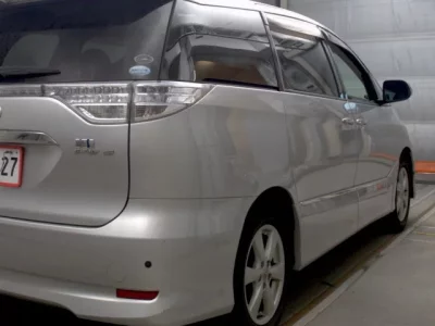 Toyota ESTIMA HYBRID