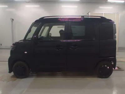Suzuki SPACIA BASE