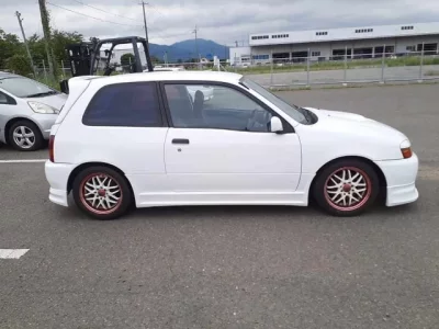 Toyota STARLET