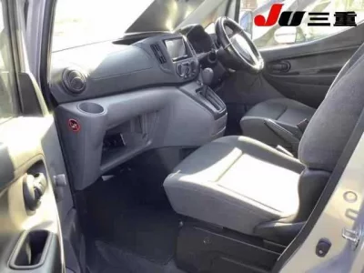 Mitsubishi DELICA