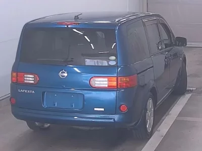 Nissan LAFESTA