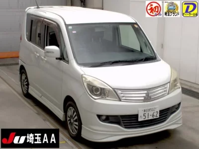 Mitsubishi DELICA D2