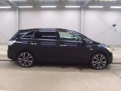 Toyota MARK X ZIO