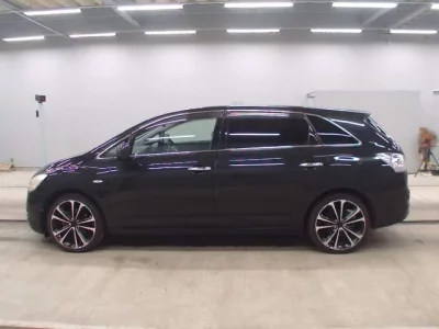 Toyota MARK X ZIO