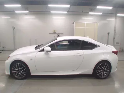 Lexus RC