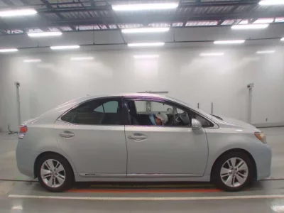 Lexus HS