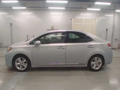 Lexus HS