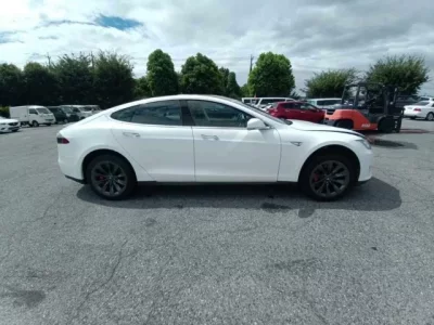 Tesla MODELS