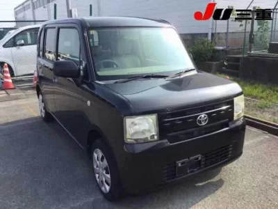 Toyota PIXIS SPACE