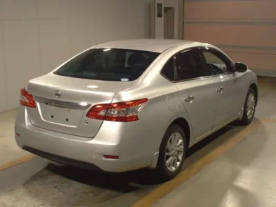 Nissan SYLPHY