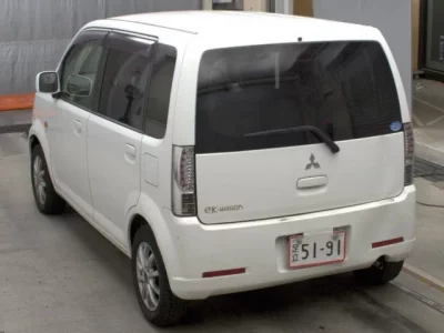 Mitsubishi EK WAGON