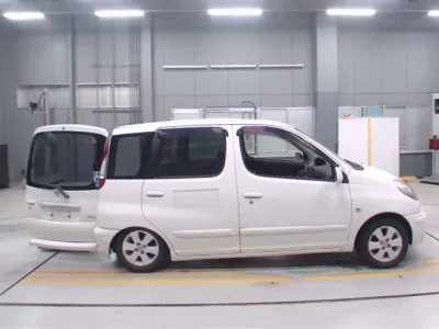 Toyota FUNCARGO