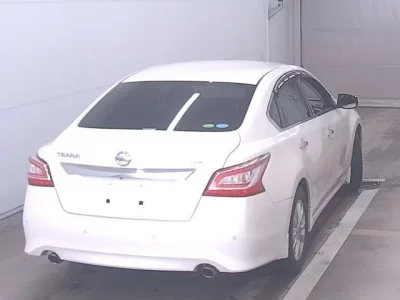 Nissan TEANA