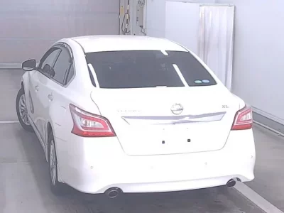 Nissan TEANA
