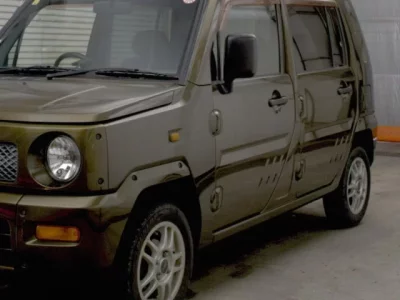 Daihatsu NAKED