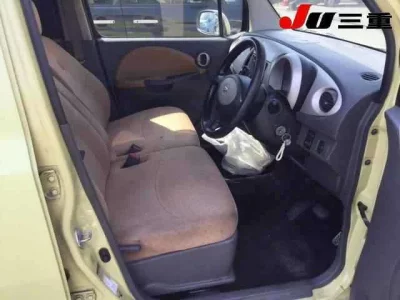 Daihatsu MOVE LATTE