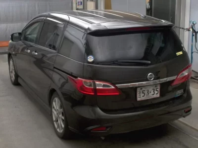 Nissan LAFESTA