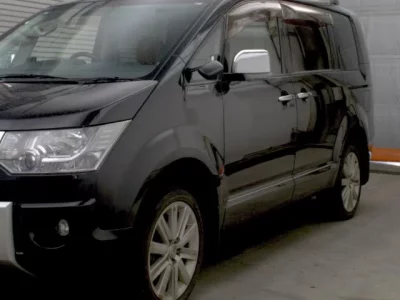Mitsubishi DELICA D5